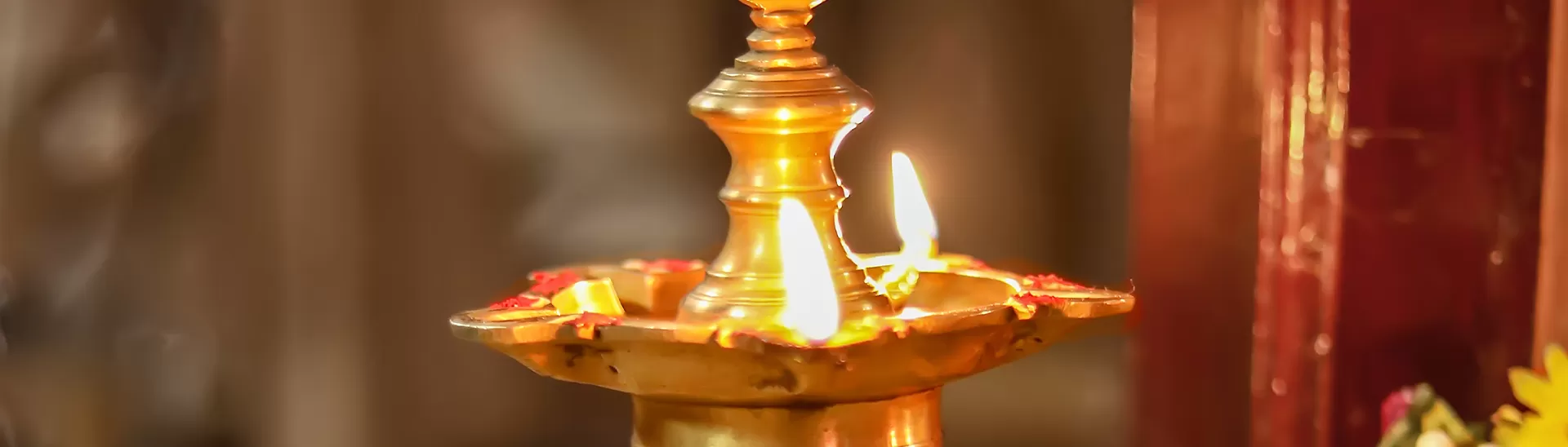 Modern Home Temple Designs for Small and Large Rooms